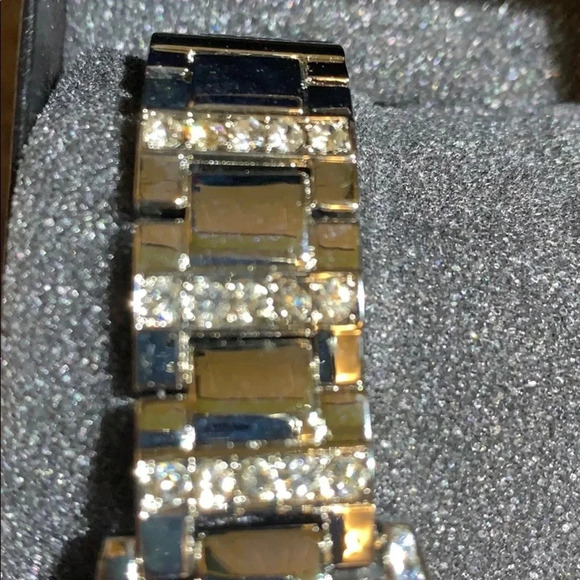 New Quartz watch